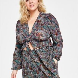 Macys Bar III Tie front top